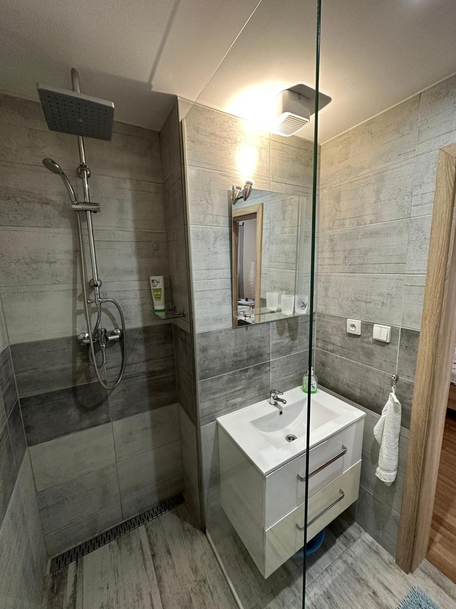 Apartman Torysa Prešov Exteriör bild